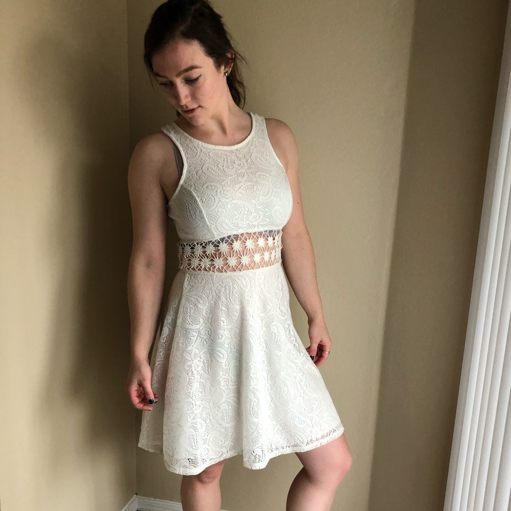 White cut out floral lace dress